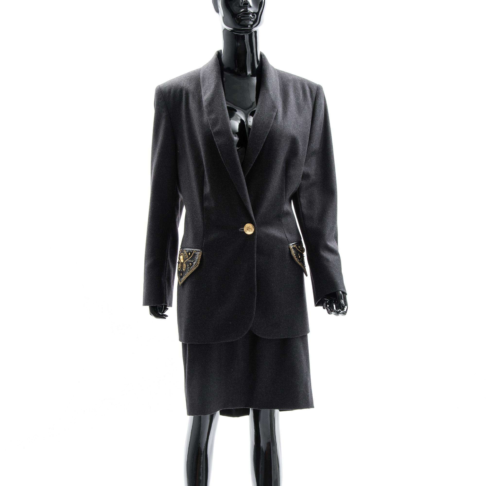 DRÄKT, tvådelad, Versace, storlek 42.