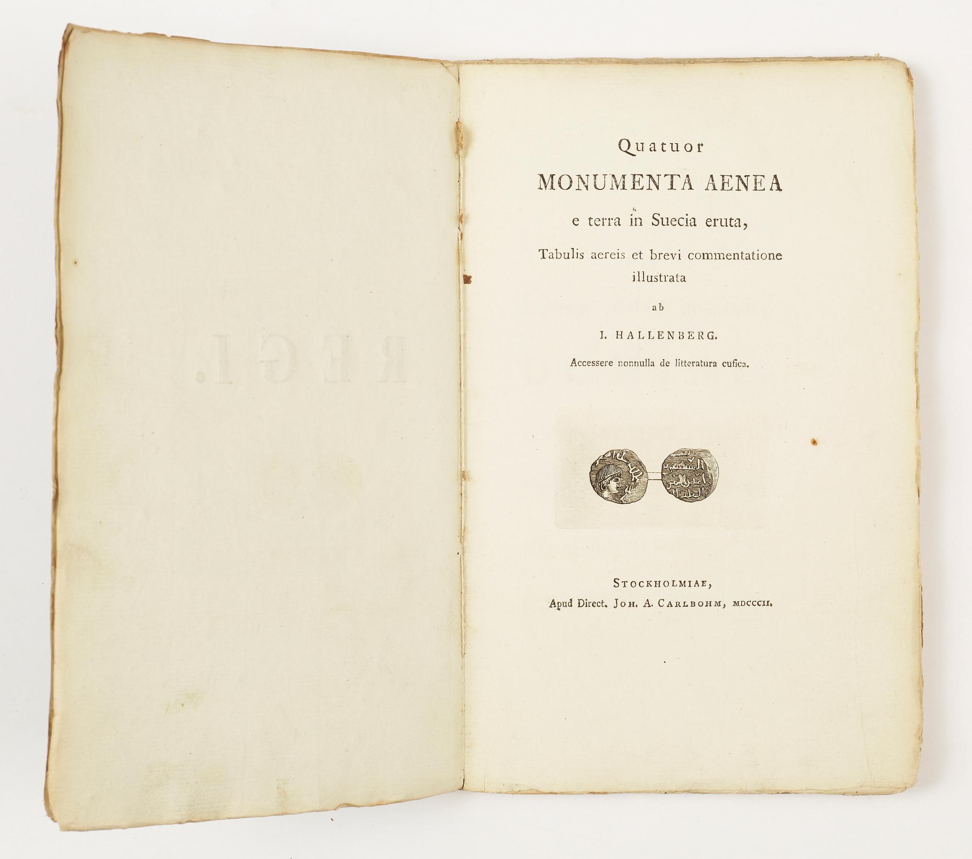 BOK, "Quatuor Monumenta Aenea e terra in Suecia eruta...", av Jonas Hallenberg, Stockholm 1802.