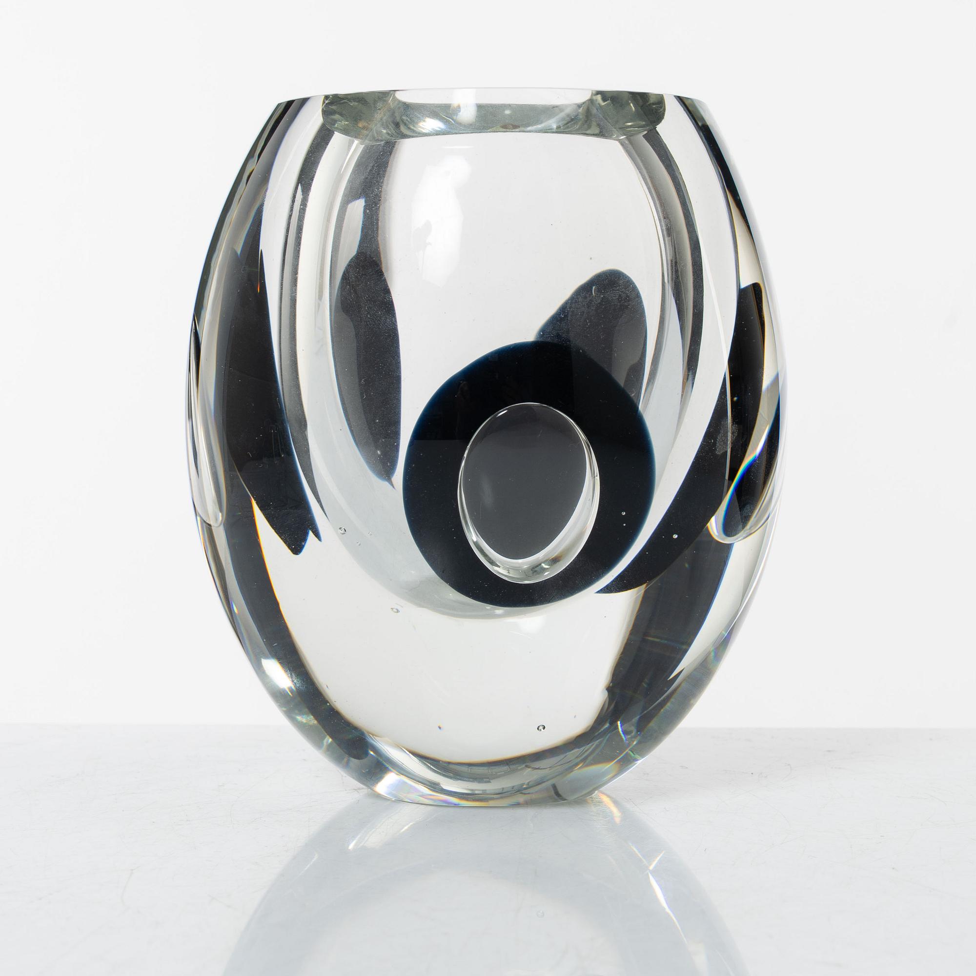 Timo Sarpaneva, a 'Claritas' glass vase, Iittala, Finland.