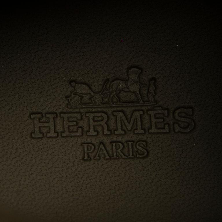HERMÈS Miles Sneakers in size 42.5.