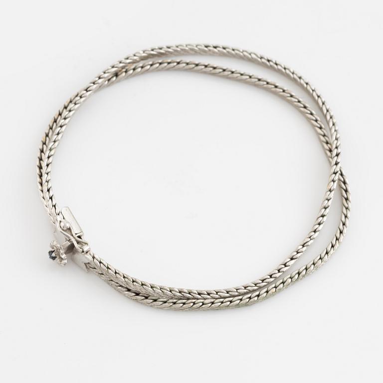 18K white gold bracelet.