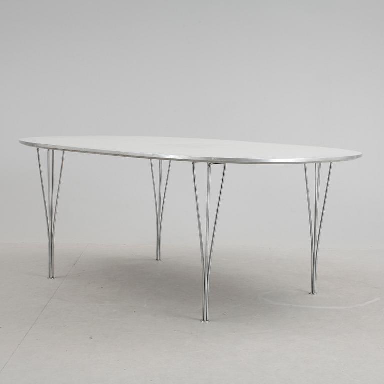 MATBORD, "Superellips", Bruno Mathsson och Piet Hein för Fritz Hansen. 1900-talets andra hälft.