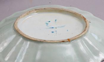 TALLRIKAR o SKÅLFAT, 7 delar. Porslin, Kina Kanton. 1800-talets mitt.