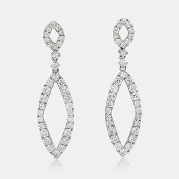 730. A pair of diamond earrings, 1.50 cts according to engraving.