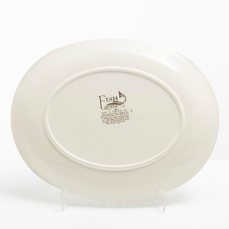 16 pieces of a Johnson Bros 'Fish' service, England.