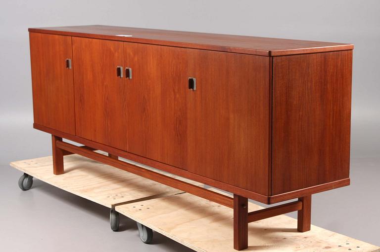 SIDEBOARD, "Cannes", Nils Jonsson, Troeds, Bra Bohag.