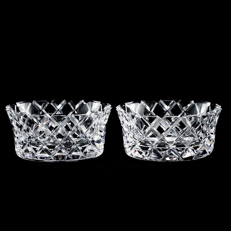 SKÅLAR, 2 st, glas, Gunnar Cyrén, Orrefors, 1900-talets andra hälft.
