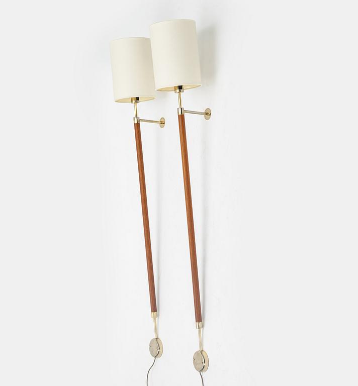 A pair of wall lamps, late 20th century.