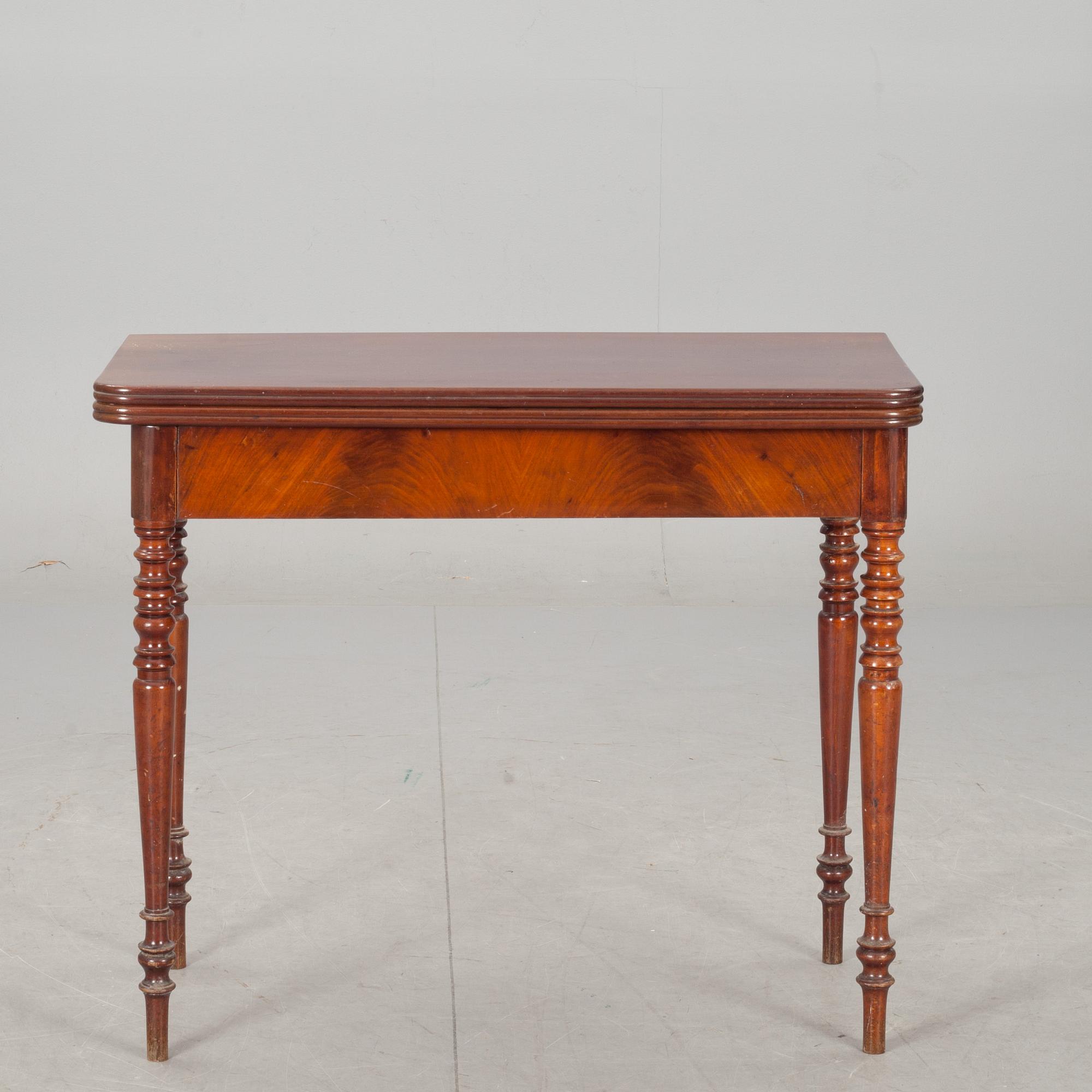 SPELBORD, senempire. 1800-talets mitt.