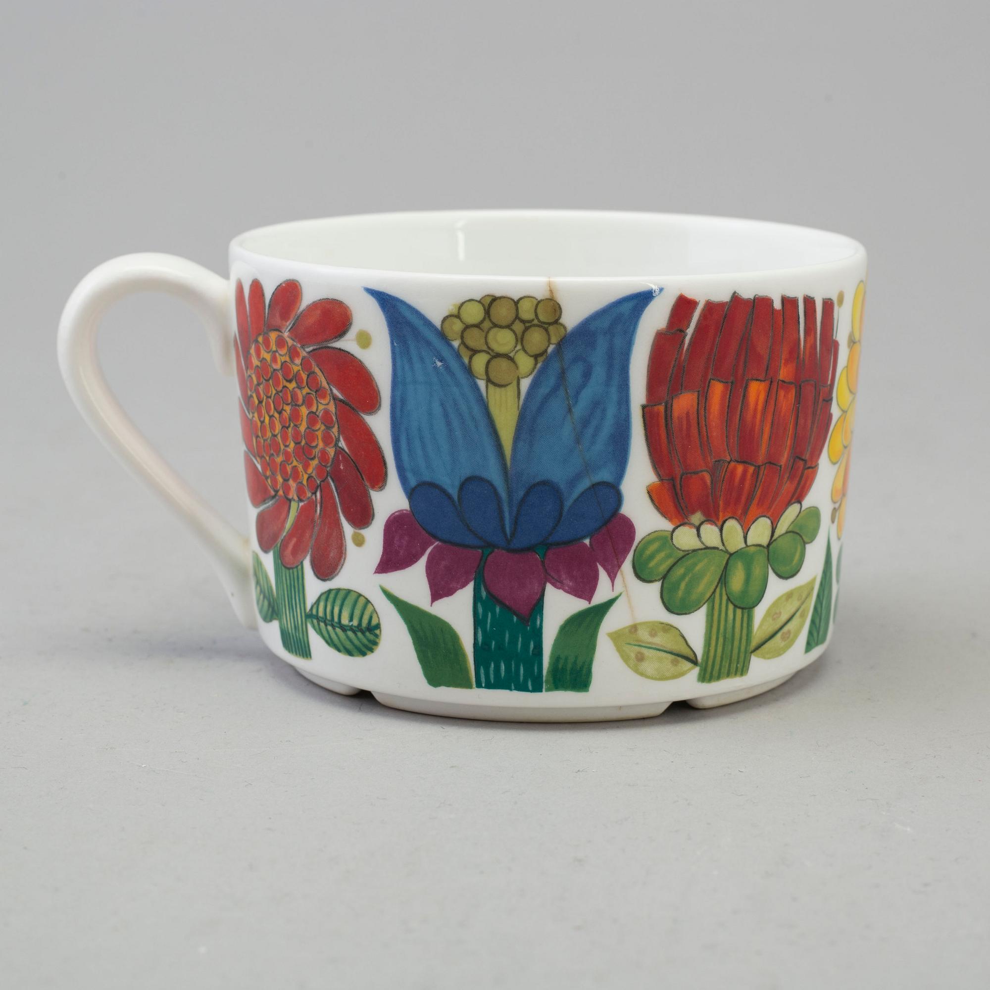 STIG LINDBERG, six 'Tahiti' bone china tea cups and saucers from Gustavsberg, 1970's.