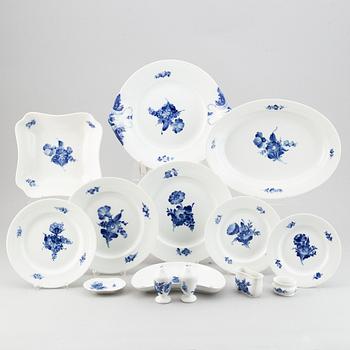 Matservis, Blå Blomster, 123 delar. Royal Copenhagen, Danmark.