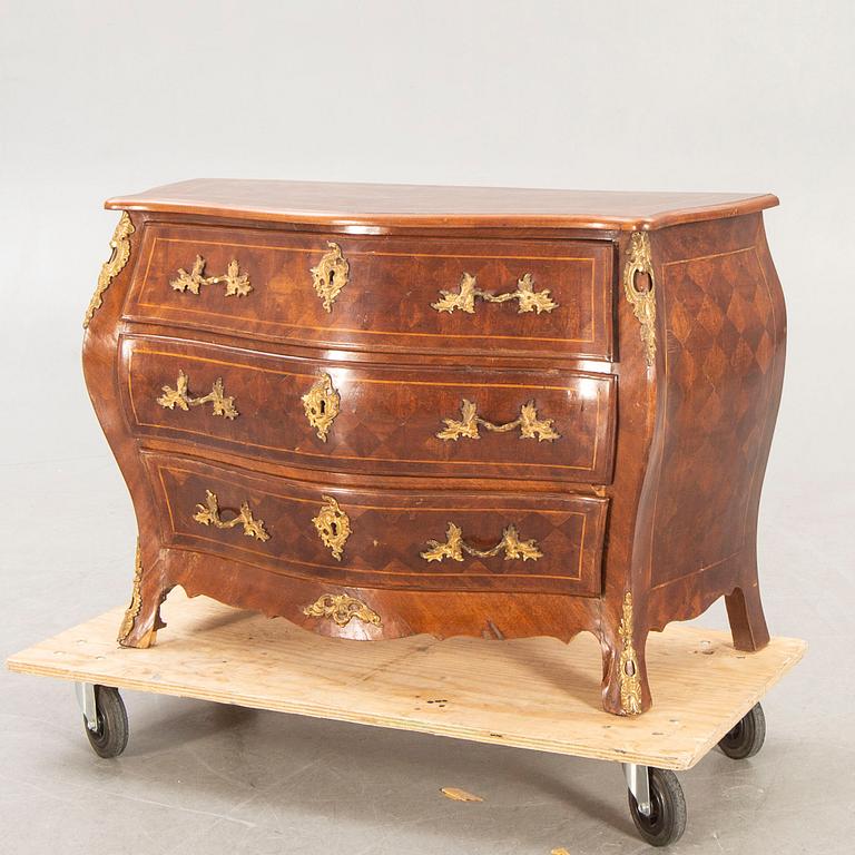 A Swedish Rococo/Rococo style bureau.