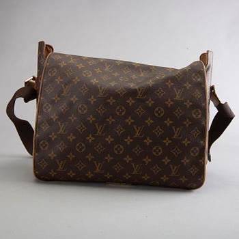 LOUIS VUITTON, Messenger bag, axelremsväska.