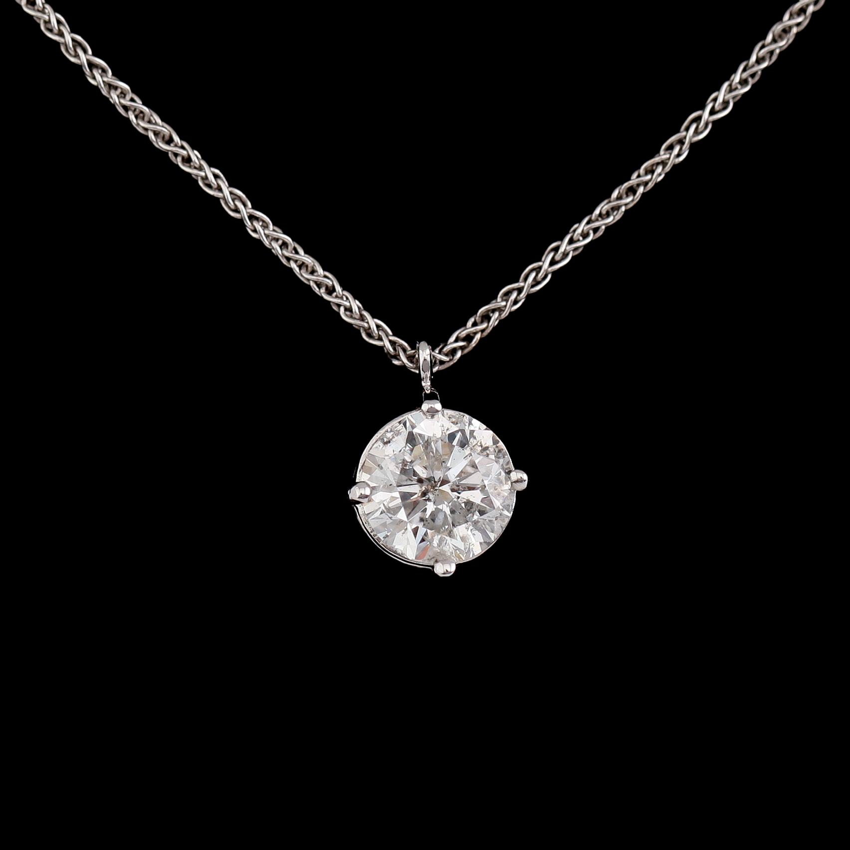 HÄNGE, 18k vitguld, solitär briljantslipad diamant tot ca 1.16 ct.