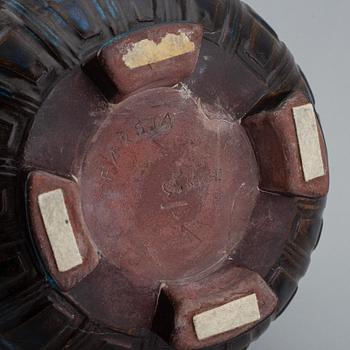 Wilhelm Kåge, a "Farsta" stoneware jar, Gustavsberg studio, Sweden 1952.