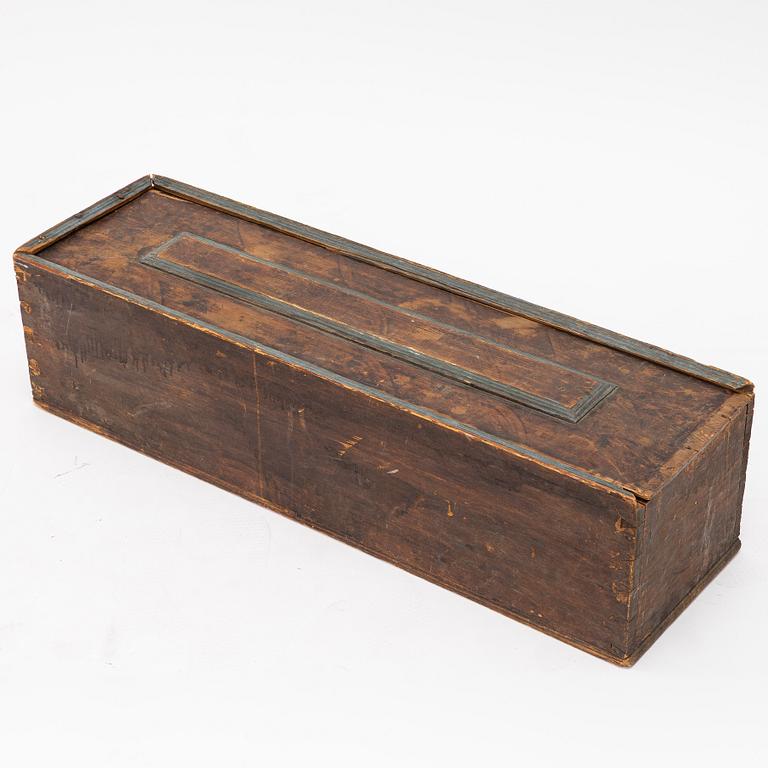 Box, folk art, 19th century.