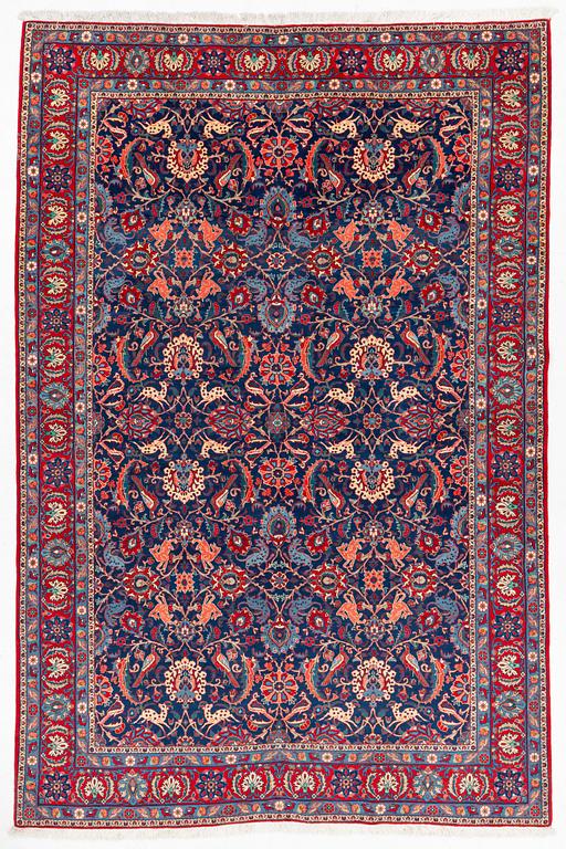 Rug, semi-antique Veramin, approx. 327 x 218 cm.