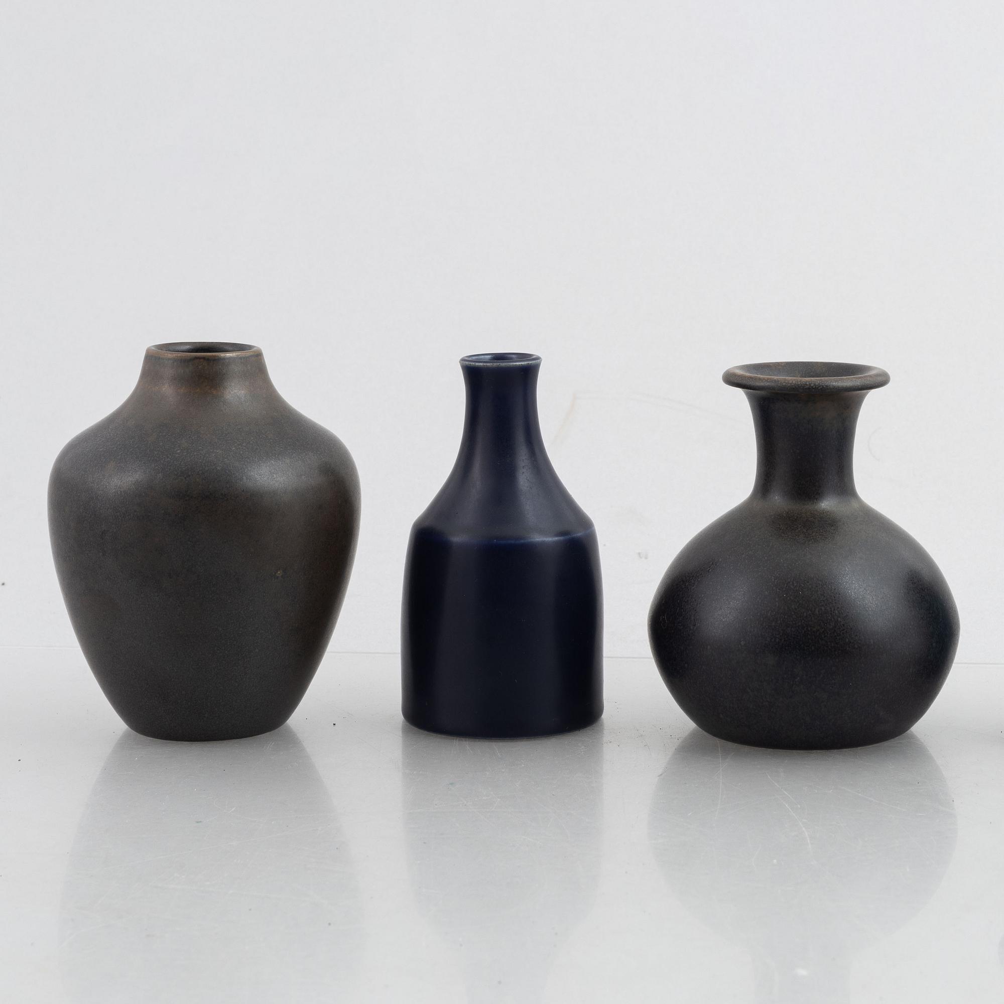 Erich & Ingrid Triller, a set of three stoneware vases, Tobo, Sweden.