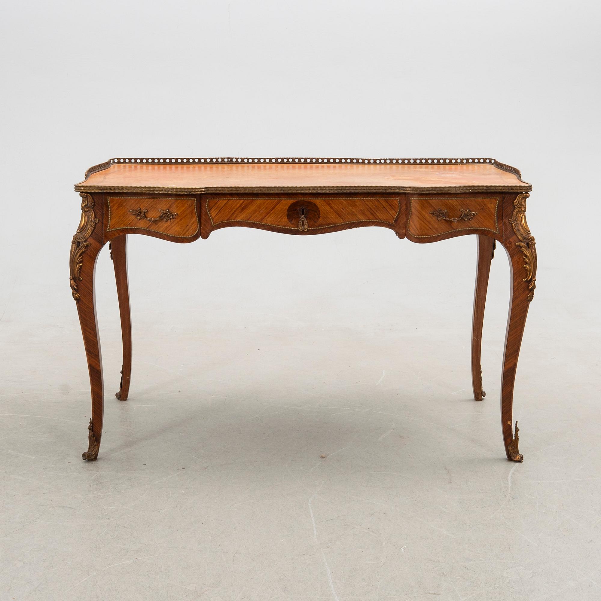 Desk, Rococo style, first half of the 20th century.