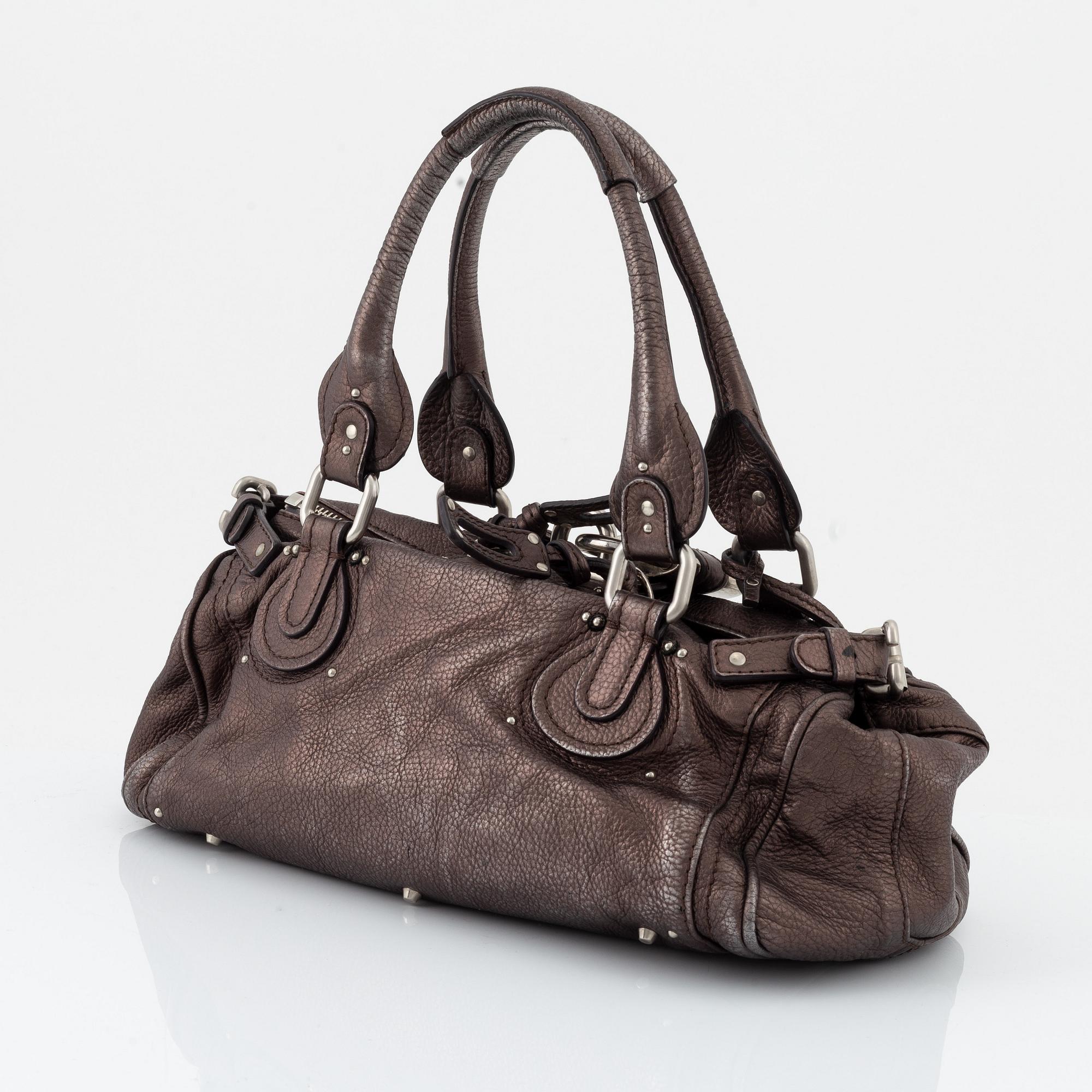 Chloé, a metallic leather 'Paddington' bag. - Bukowskis Chloé, a metallic leather 'Paddington' bag. - Bukowskis