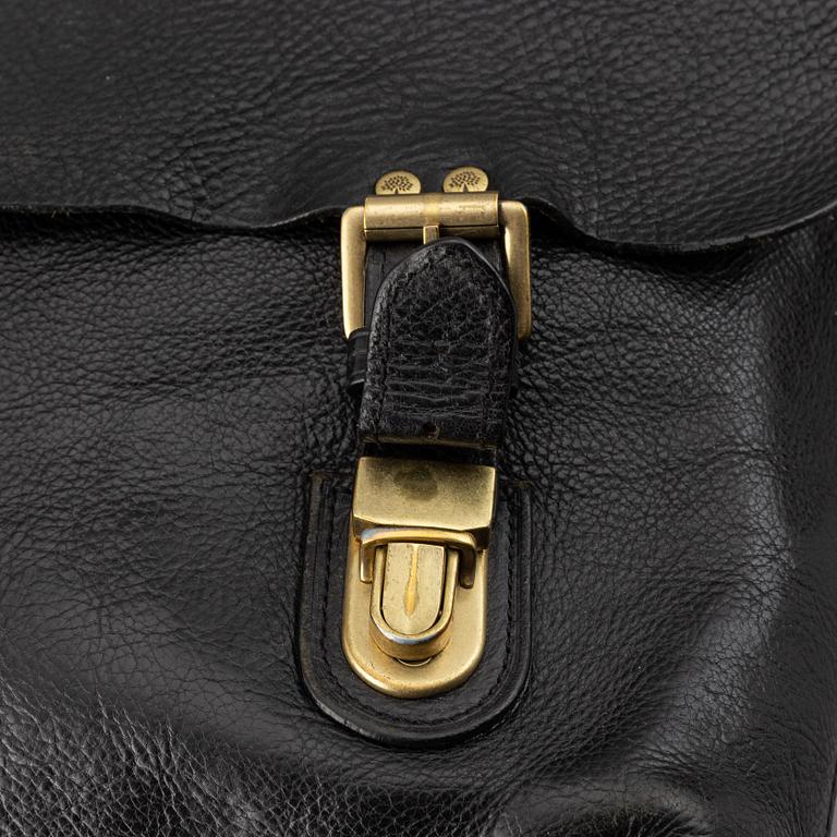 Mulberry, a 'Barnaby' messenger bag.