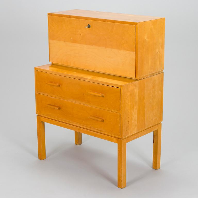 Aino Aalto, skrivbyrå, modell 802, O.Y. Huonekalu- ja Rakennustyötehdas A.B. 1940-talets mitt.