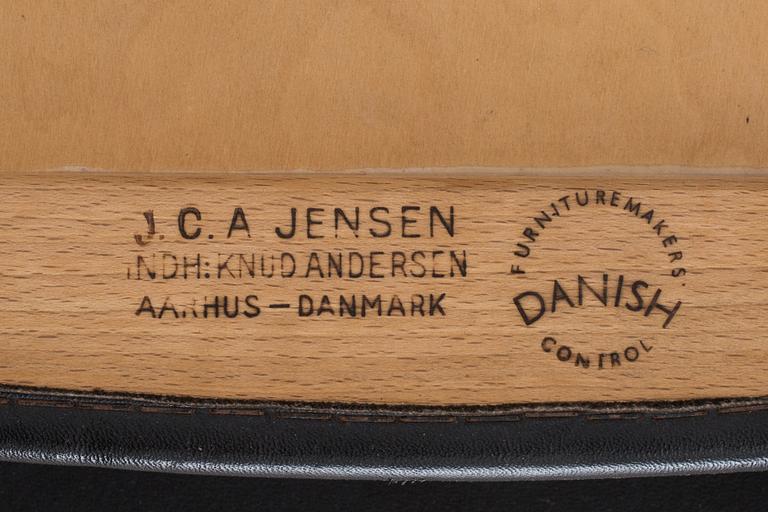 BORD samt 4 STOLAR, teak, JCA Jensen, Knud Andersen Aarhus, Danmark. 1950-tal.