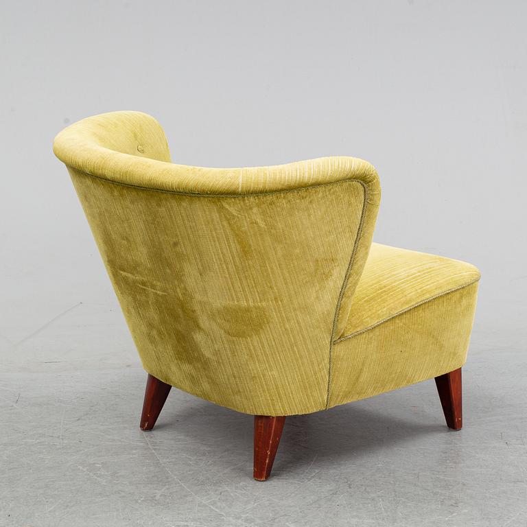 A 1940's Swedish Modern lounge chair by Gösta Jonsson.