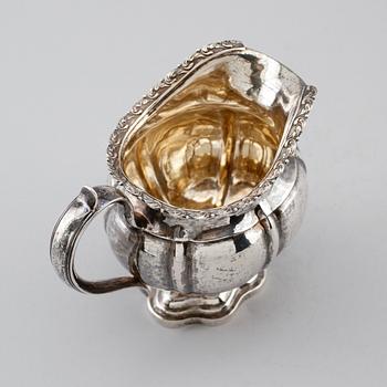 GRÄDDKANNA, silver, Ryssland 1839. Vikt ca 171 gram.