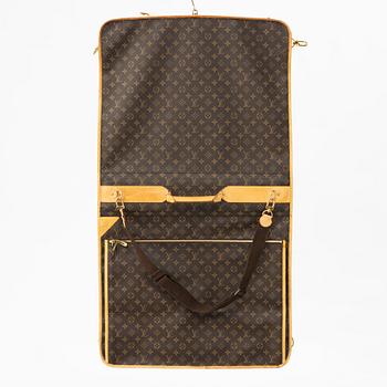 Louis Vuitton, travel wardrobe "Garment cloth 24h bag".