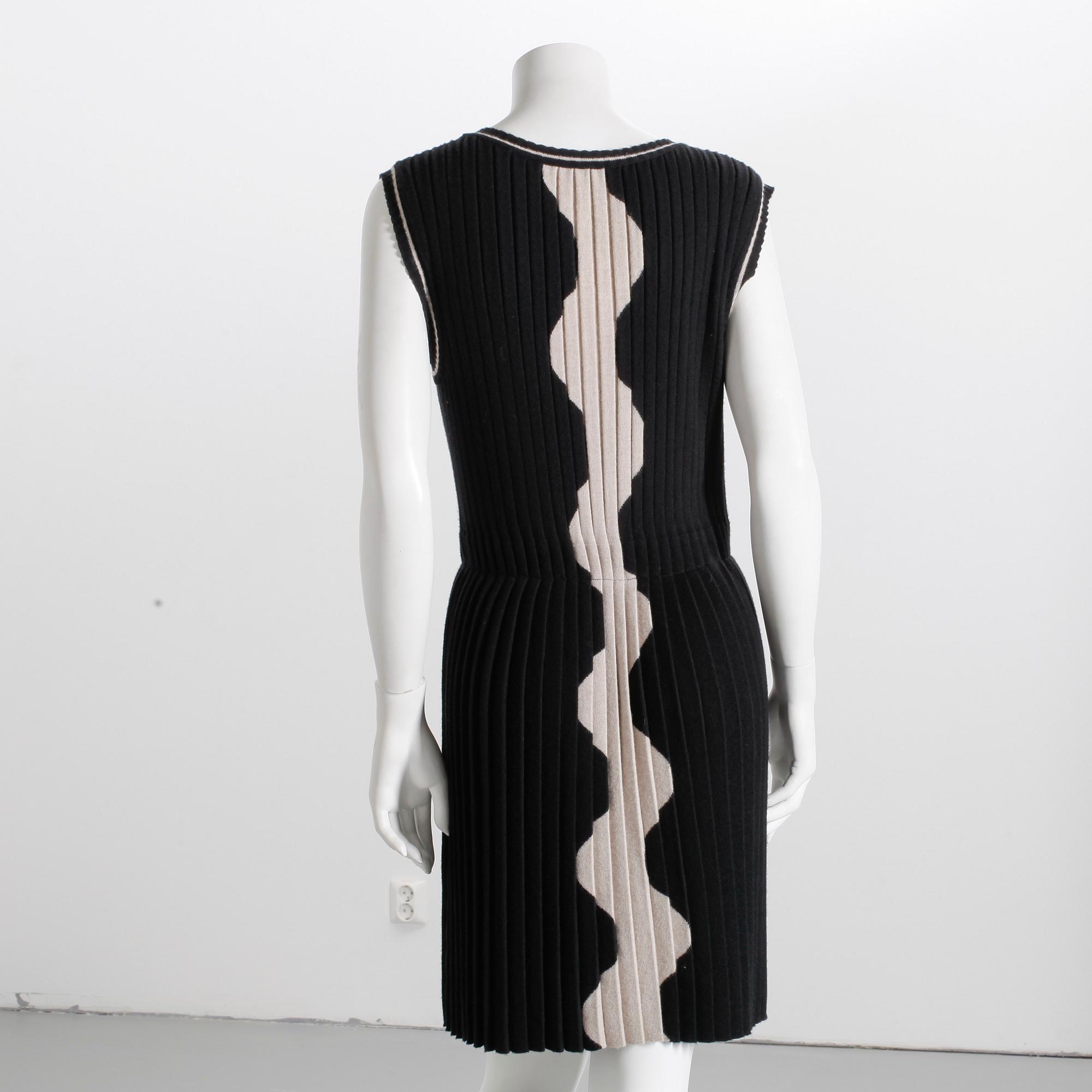 KLÄNNING, Chanel.