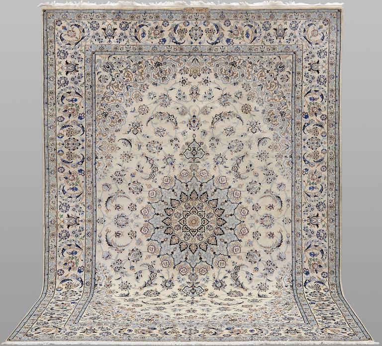 Matta, Nain, part silk, signerad, s.k. 9LAA, ca 307 x 205 cm.