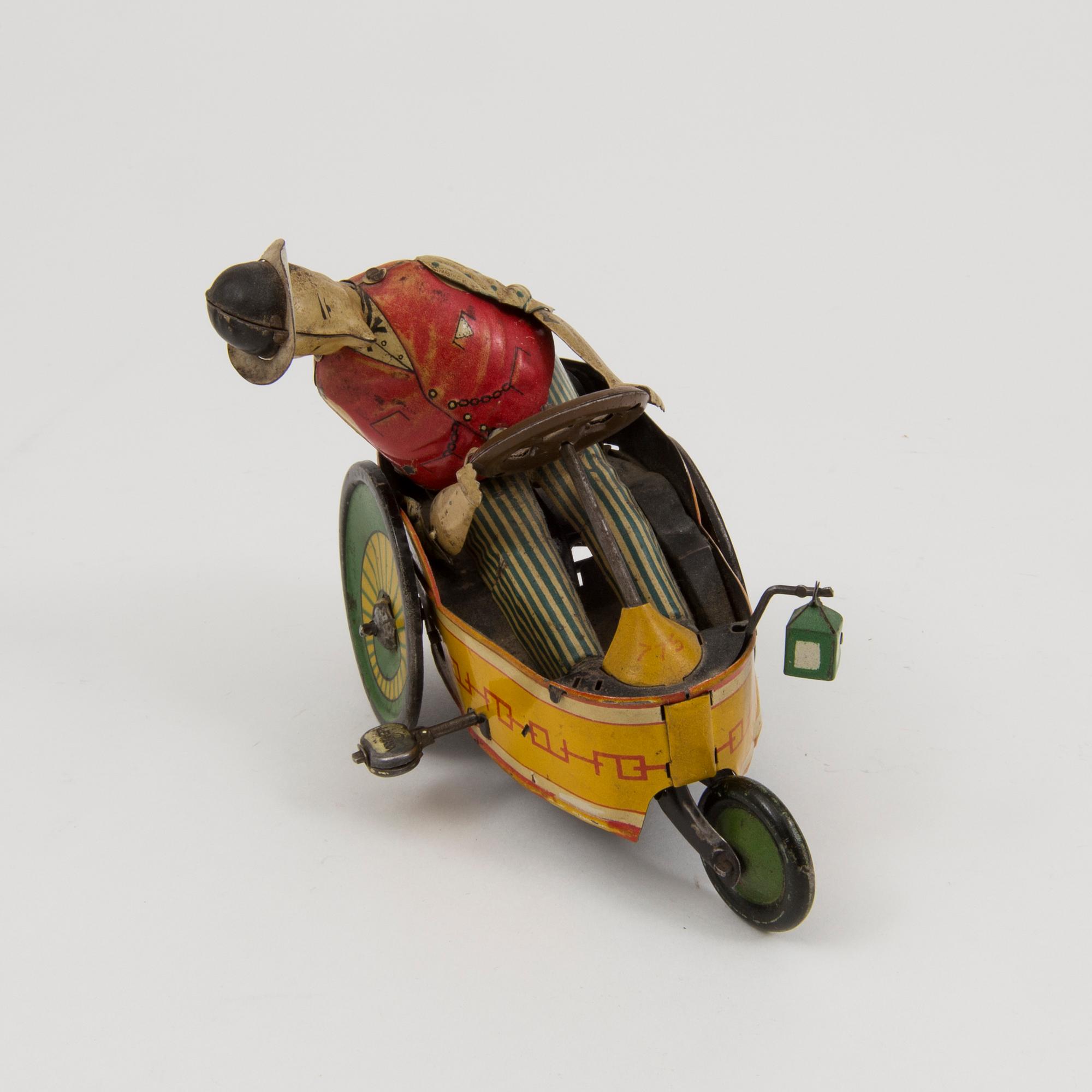 A Lehmann tinplate "Mixtum 775", Germany, 1927-41.