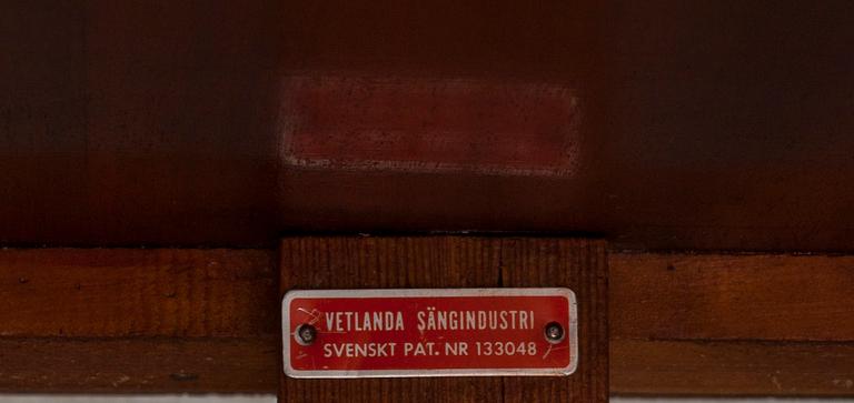 BARNSÄNG, Vetlanda sängindustri, 1940/50-tal.