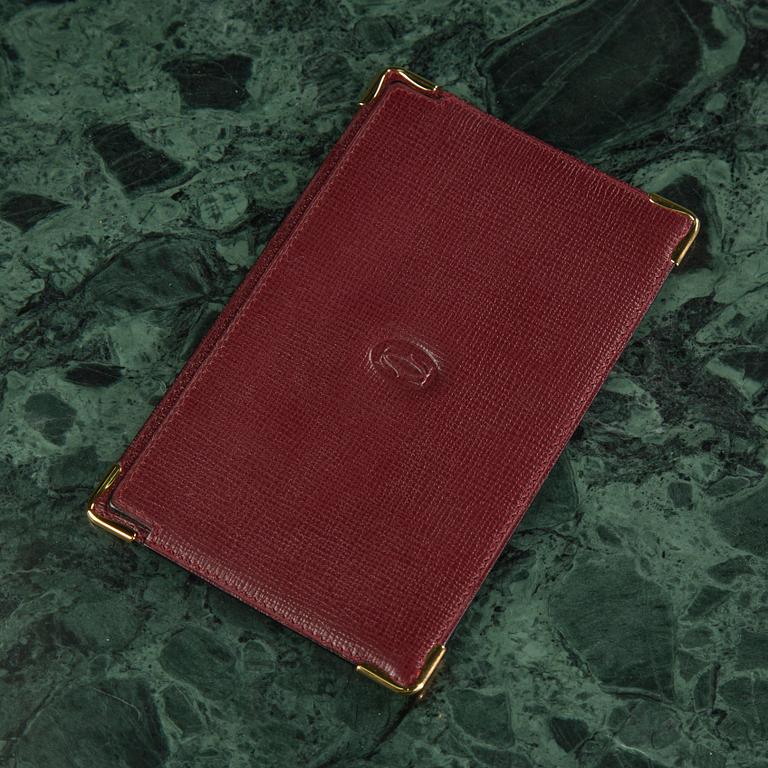 A scarf and a block, CARTIER.