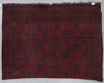 MATTA, semiantik/old Ersari. Ca 405x280 cm.