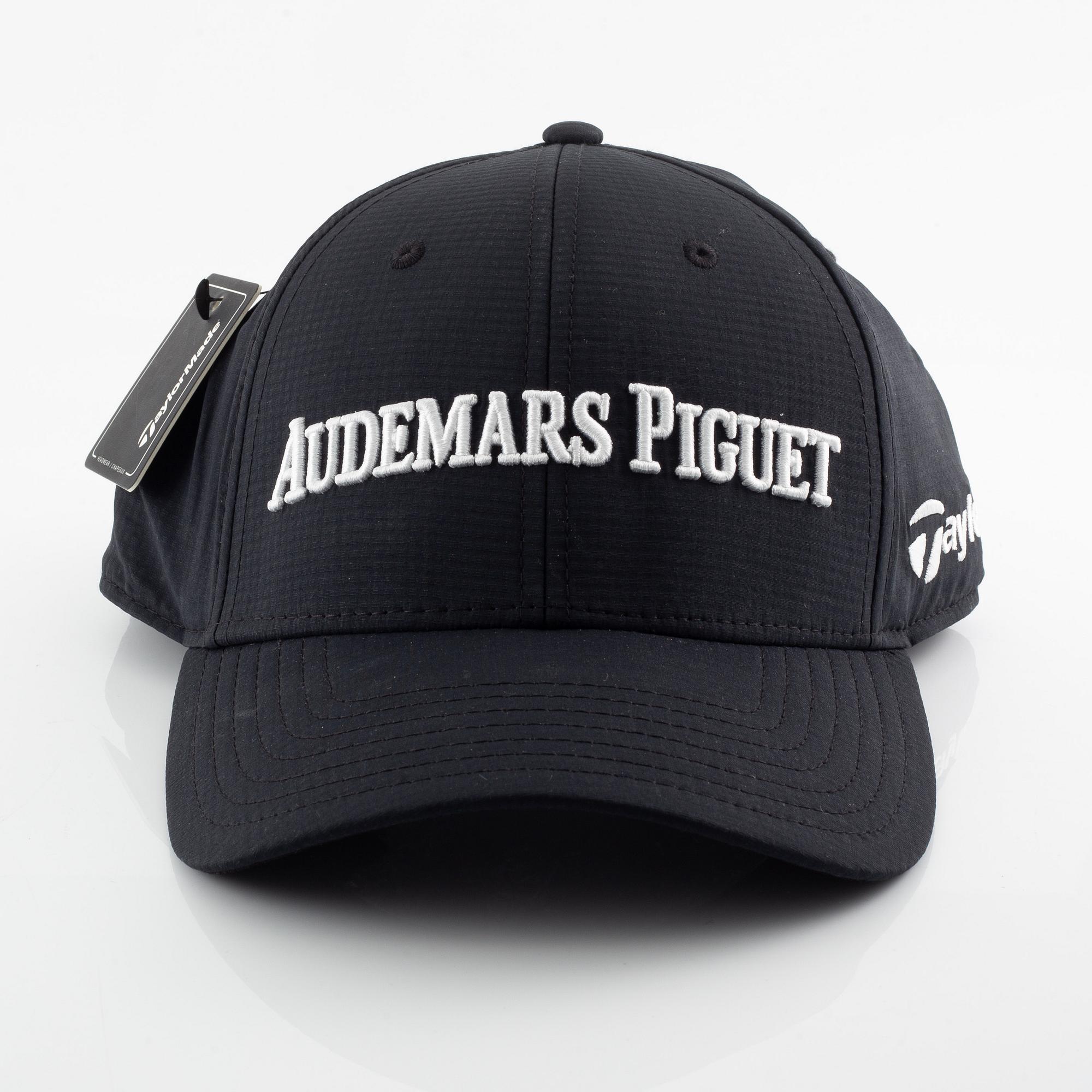 Cap and Service Case, Audemars Piguet, "No Reserve".