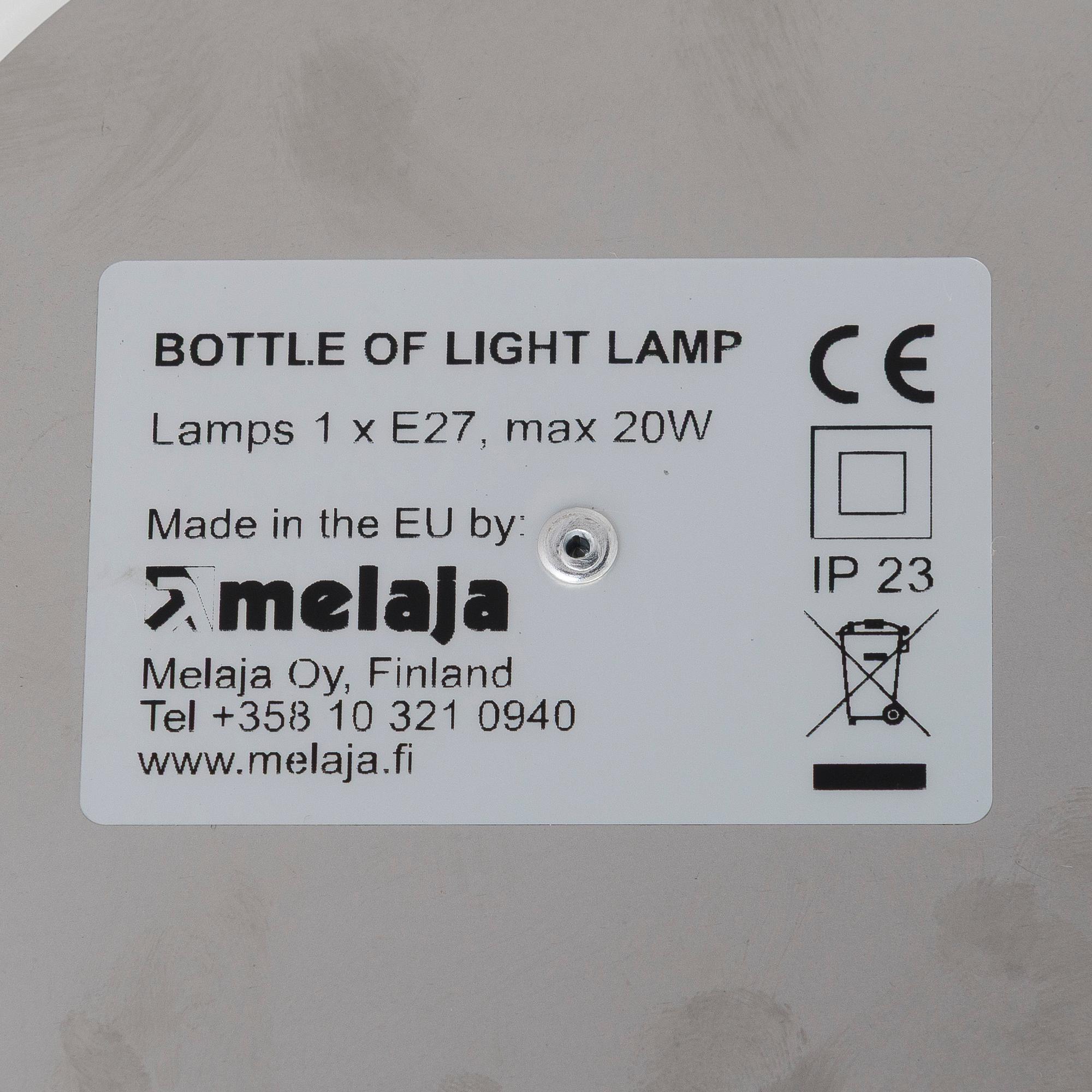 Eero Aarnio, pöytävalaisin "Bottle of Light" Melaja Oy, 2010.