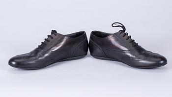 SKOR, Louis Vuitton.