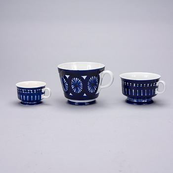 SERVIS, 15 delar, porslin, "Valencia" och "Fiesta", Ulla Procopé, Arabia.