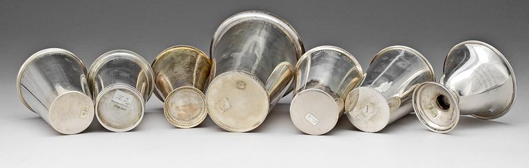 BÄGARE samt SKÅL, 7 delar, silver, bl a Möllenborg. Tot ca 1132 g.