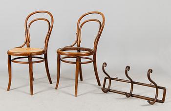STOLAR, 1 par, Thonet samt KLÄDHÄNGARE, 1900-talets första hälft.