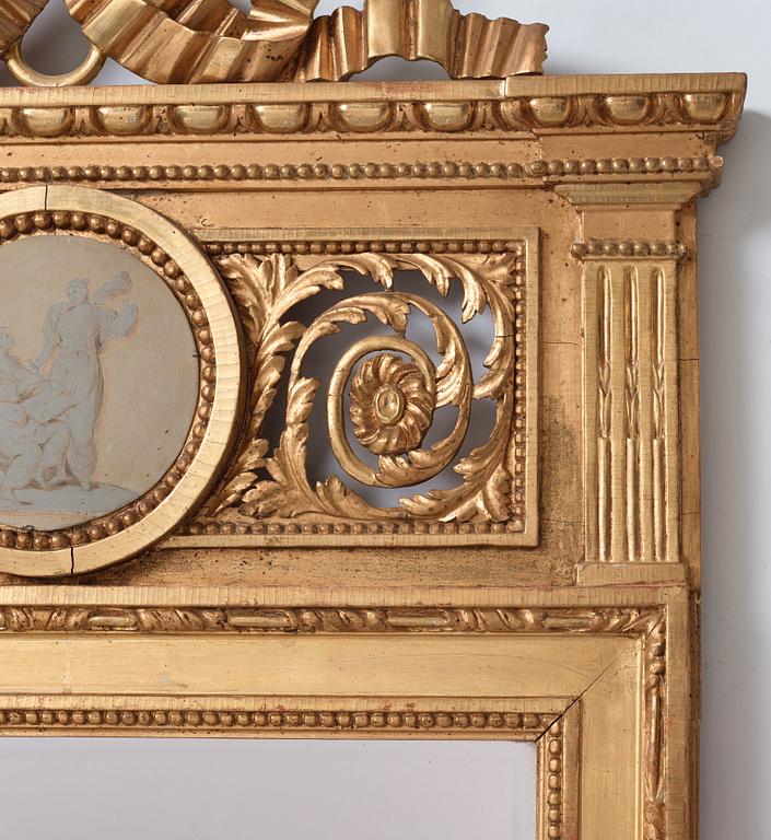 A Swedish Gustavian mirror by Lago Lundén 1791.