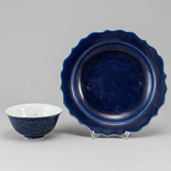 Two blue glazed dishes, Qing dynasty, 19th Century.