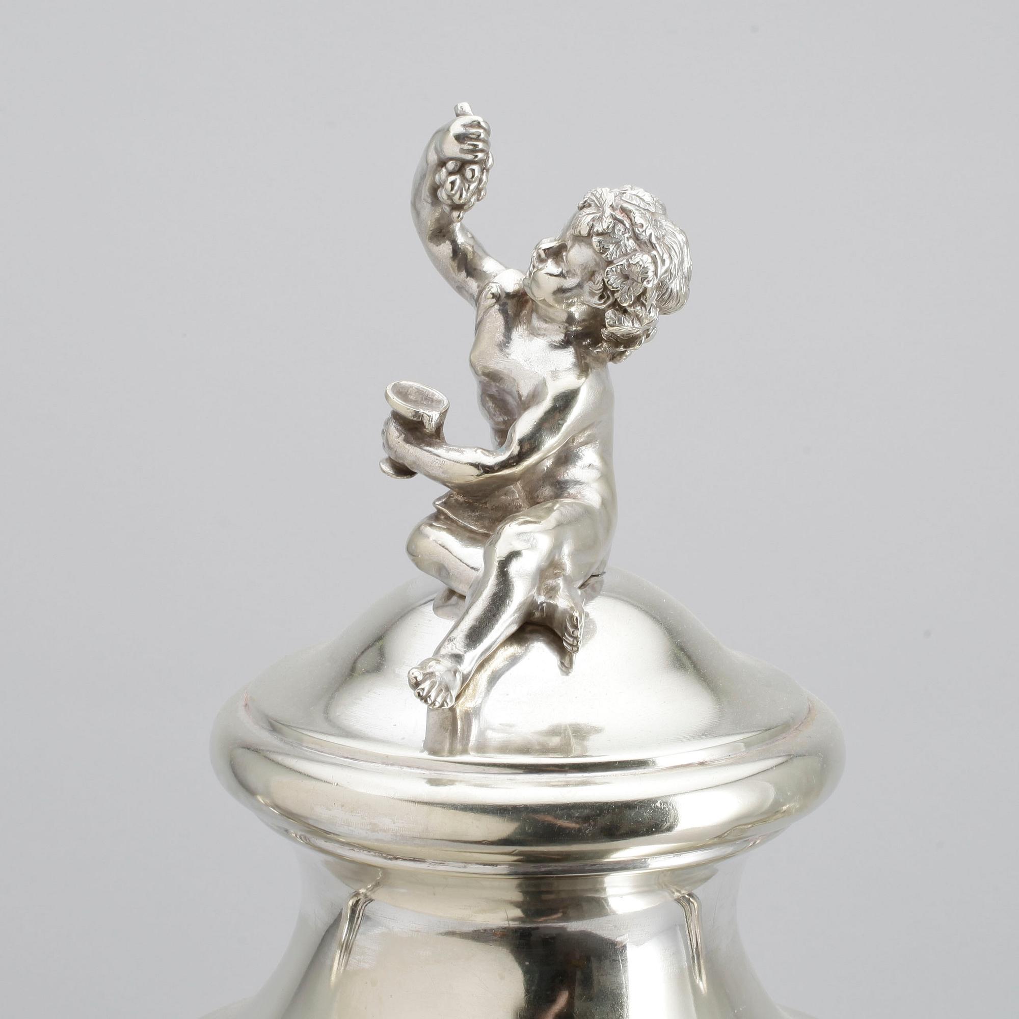 BRÄNNVINSCISTERN, nysilver, Carl Andreas Kjernås, omkring sekelskiftet år 1900.