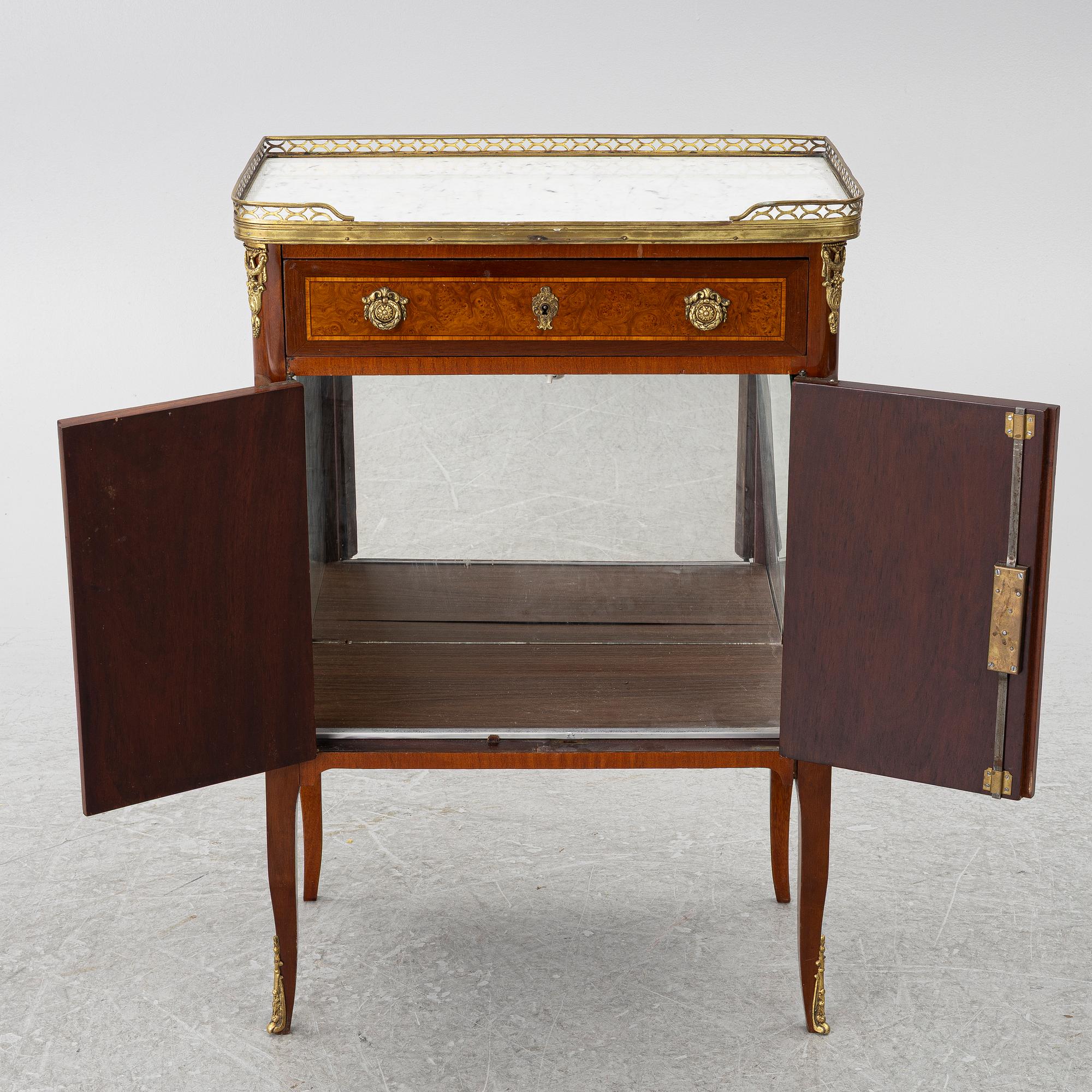 Barskåp, Louis XIV-stil, 1900-tal.