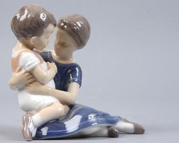 FIGURINER, 4 st, porslin,Bing o Gröndal samt Kongelig Dansk.