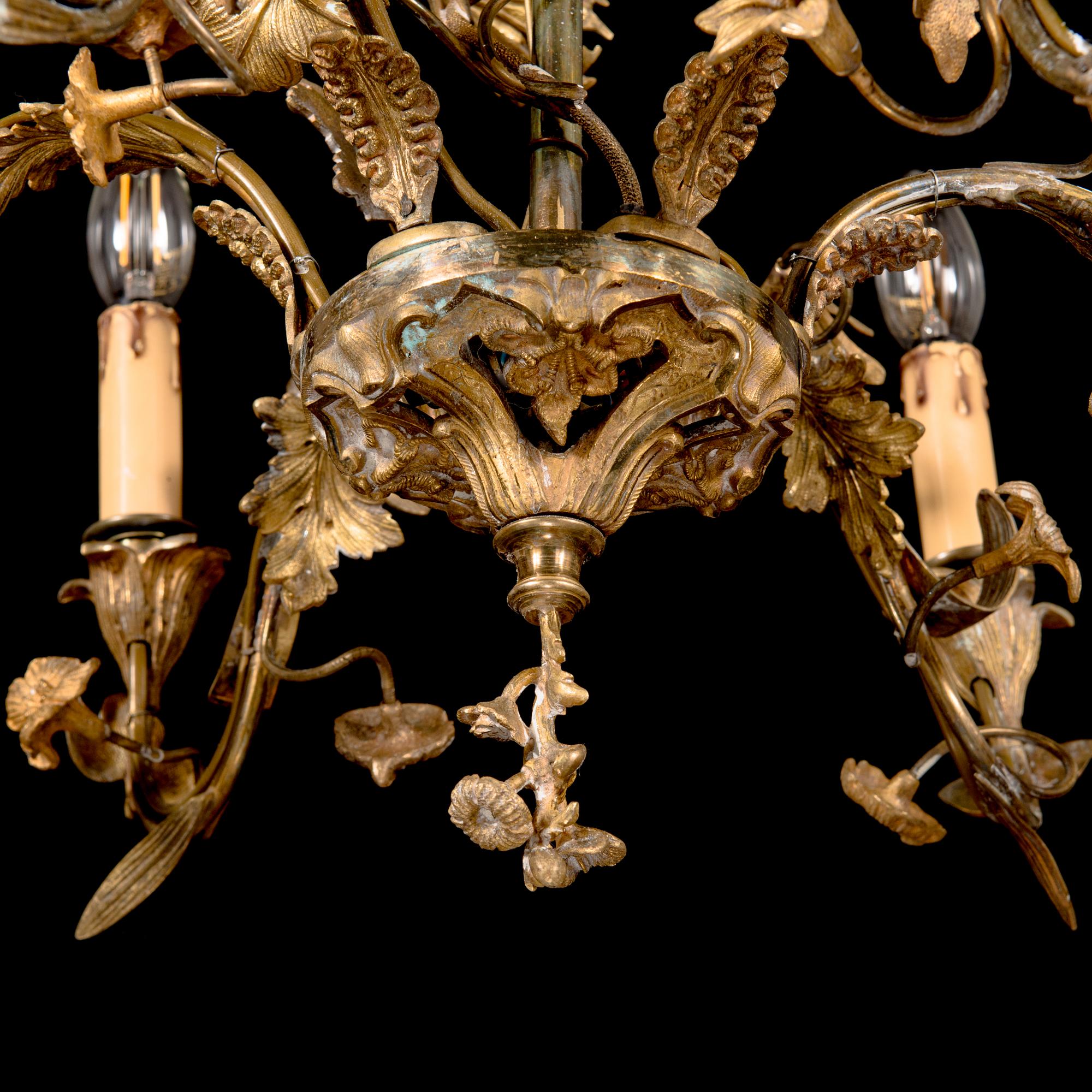 Kattokruunu, 1800-luvun loppu.