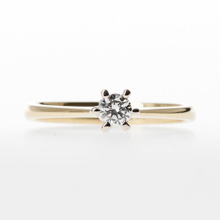 RING, 18K guld, briljantslipad diamant ca 0,20 ct. Vikt 2,7 g.