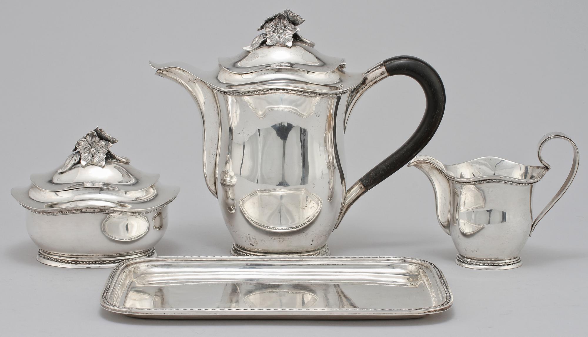 KAFFESERVIS, 4 delar, silver, Eric Råström, C G Råström Stockholm, 1947 samt 1948. Vikt 1 690 g.